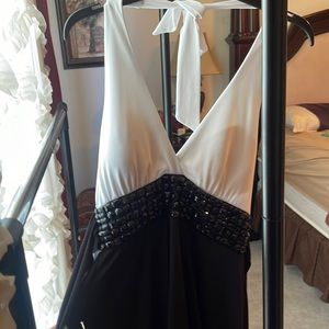 Black and White beaded dress! Very comfy!